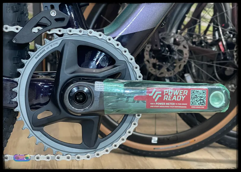 Revolt X Advanced Pro 0 Medium Airglow/Black 2023Currant-6